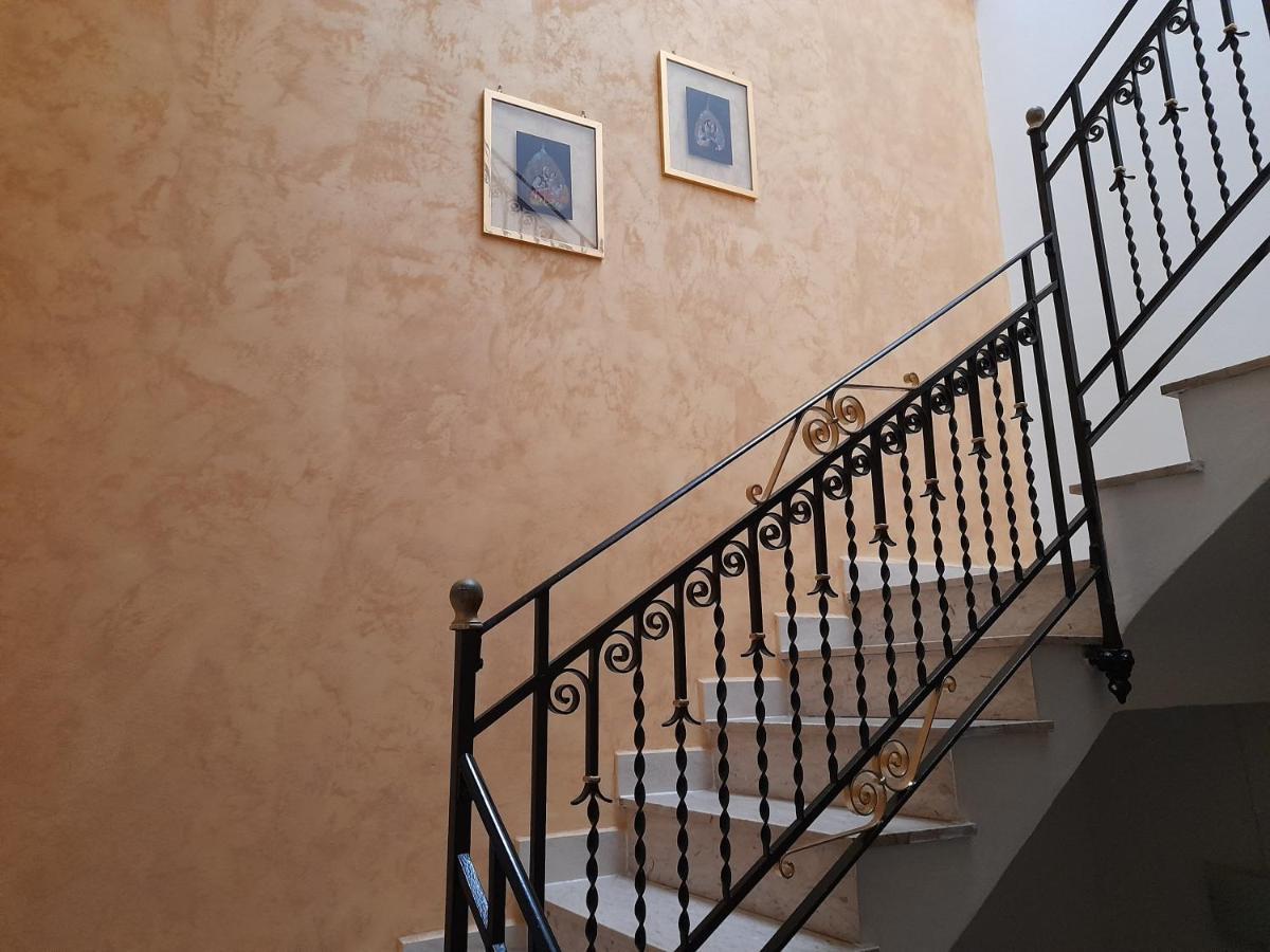 Апартаменты Jiulia'S House Кастелламмаре-дель-Голфо Экстерьер фото